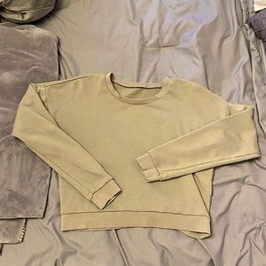 🍒3 for $12 - Forever 21 Sage Green Cropped Crewnecks